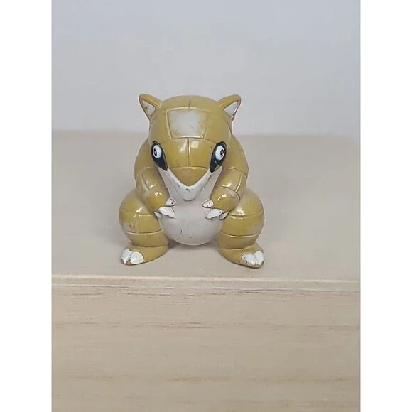 Sandshrew Figure Original Pokemon Nintendo TOMY Monster Collection CGTSJ Rare - Picture 1 of 5